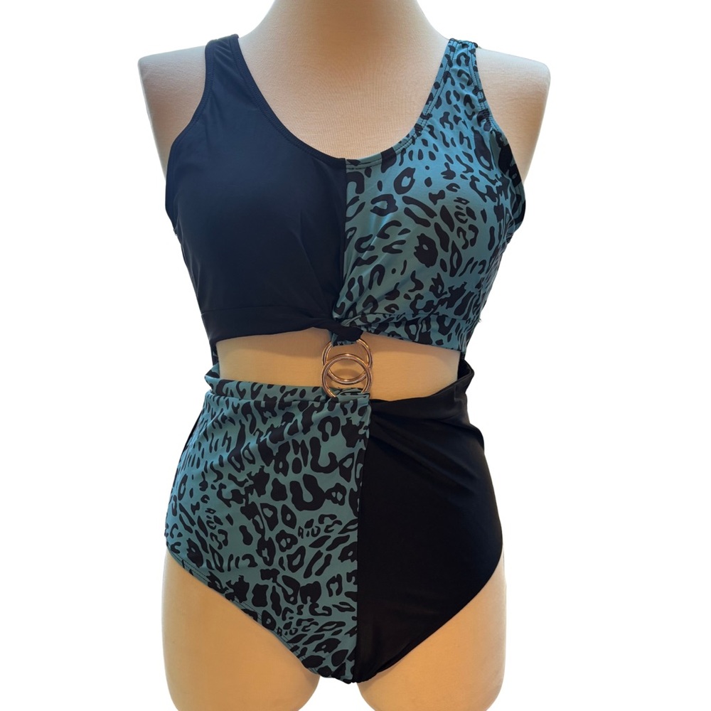 NWOT Leopard Print Blue Black Cut Out One Piece Swimsuit Plus Size 1XL
